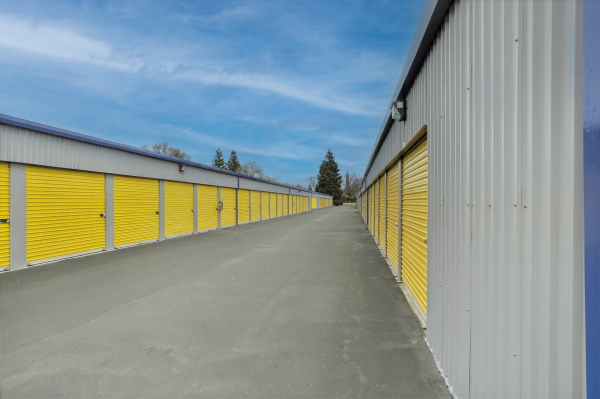 Facility photo: //images.sparefoot.com/medium/239436698c9a20935b7.png