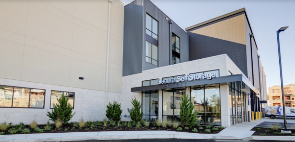 Facility photo: //images.sparefoot.com/medium/2394596953c0ec4595d.png