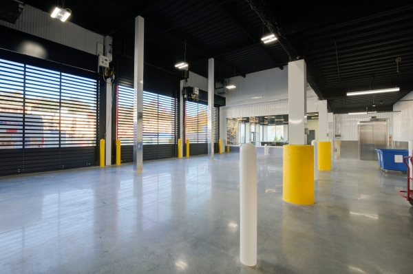 Facility photo: //images.sparefoot.com/medium/2394596953c0f4ef8e6.jpg