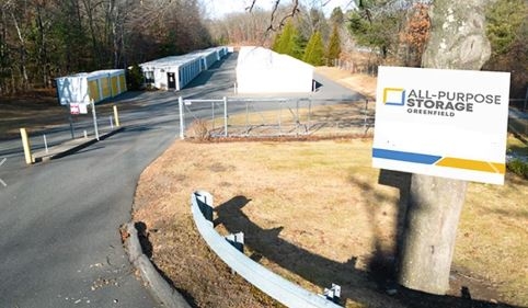 Facility photo: //images.sparefoot.com/medium/239502688ba035c94dc.jpg