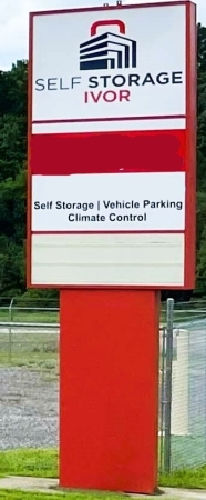 Facility photo: //images.sparefoot.com/medium/23952768813780cc517.jpg