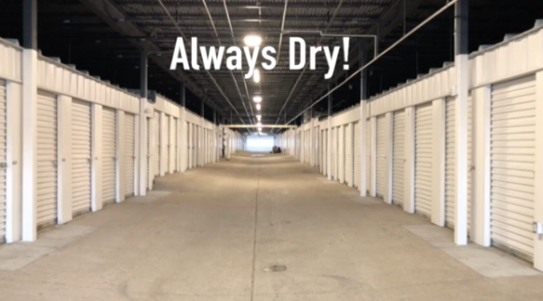 Facility photo: //images.sparefoot.com/medium/239567694b1555a626e.jpg