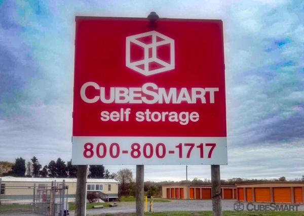 Facility photo: //images.sparefoot.com/medium/23958368808604a5b49.jpg