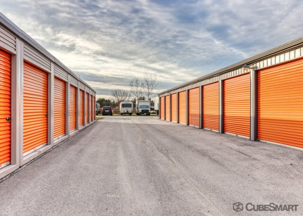 Facility photo: //images.sparefoot.com/medium/23958469295590a551e.jpg