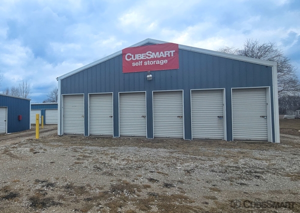 Facility photo: //images.sparefoot.com/medium/23958668833989bd49a.jpg