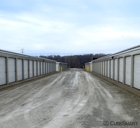 Facility photo: //images.sparefoot.com/medium/239588686f725ce64e4.jpg