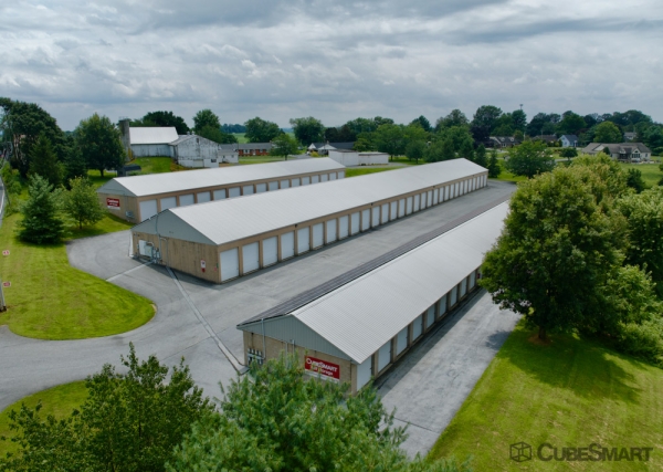 Facility photo: //images.sparefoot.com/medium/239590690330b5161af.jpg