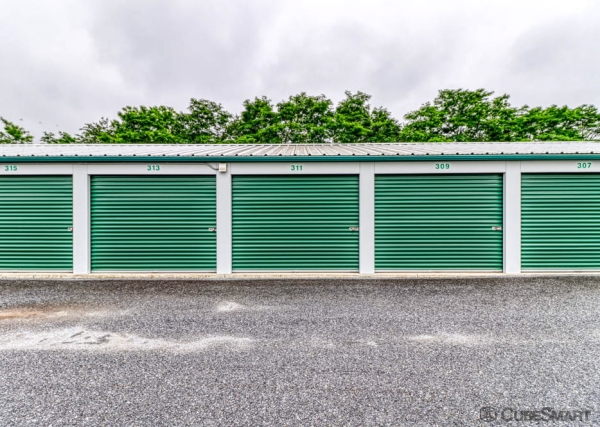 Facility photo: //images.sparefoot.com/medium/23959368809f1001f64.jpg