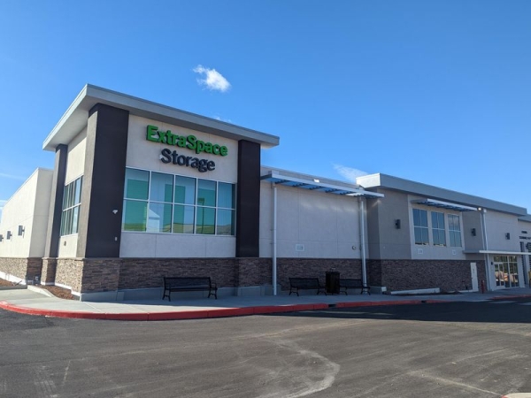 Storage Units at Extra Space Storage - 6284 - Albuquerque - Ventura St NE - 8041 Ventura Street Northeast