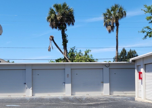 Facility photo: //images.sparefoot.com/medium/239602699431a396314.jpg
