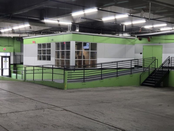 Facility photo: //images.sparefoot.com/medium/2396046908e00c03087.jpg