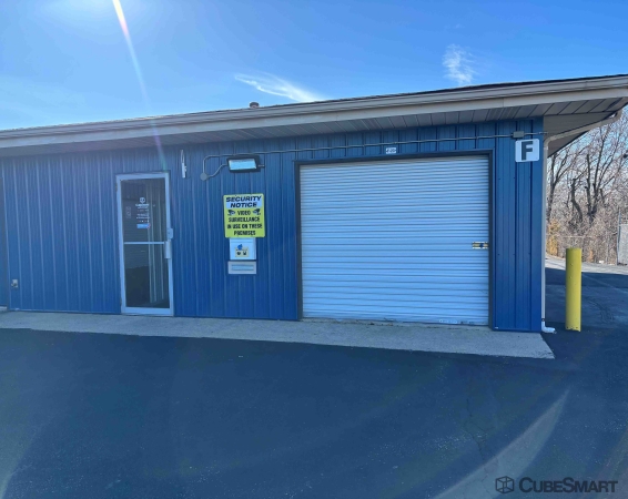 Facility photo: //images.sparefoot.com/medium/2396346894633c3f858.jpg