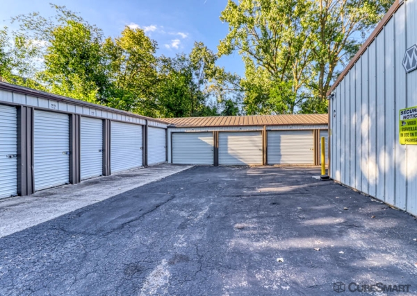 Facility photo: //images.sparefoot.com/medium/2396346985a5425ce67.jpg