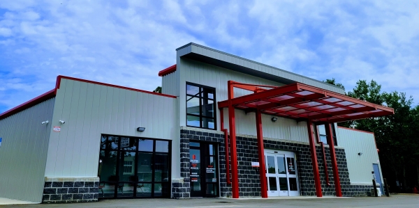 Facility photo: //images.sparefoot.com/medium/23965567b3bad556880.jpg