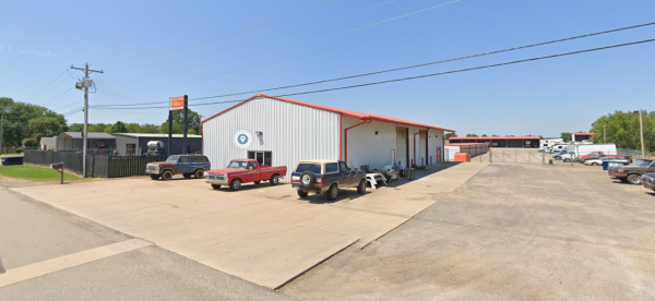 Facility photo: //images.sparefoot.com/medium/239689680a50de46b08.png