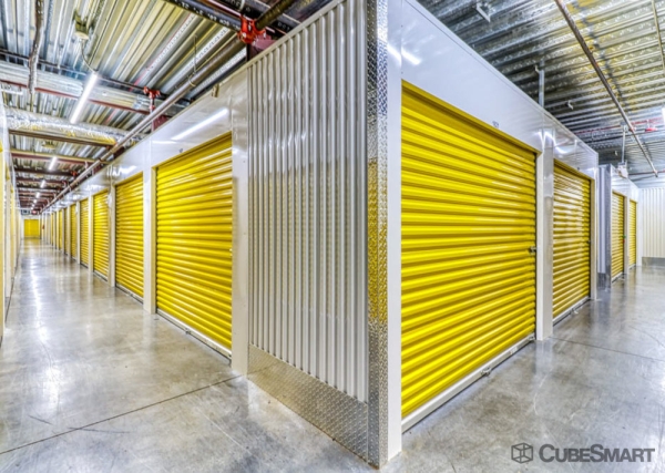 Facility photo: //images.sparefoot.com/medium/2397616985a4737e015.jpg