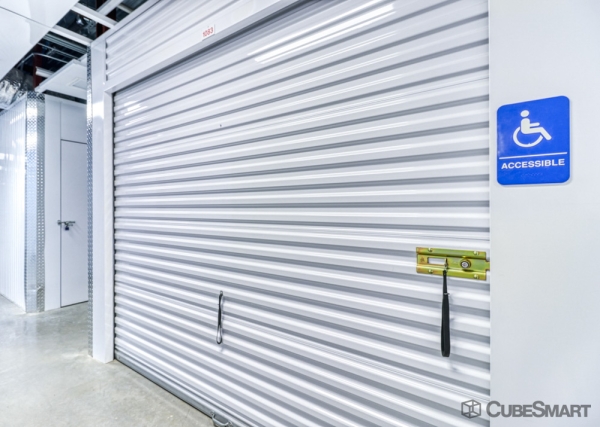 Storage Units at CubeSmart Self Storage - 5715 Burnet Road - TX - 5715 Burnet Road