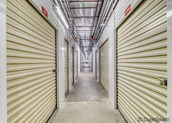 Storage Units at CubeSmart Self Storage - 4441 Alma Road - TX - 4441 Alma Road
