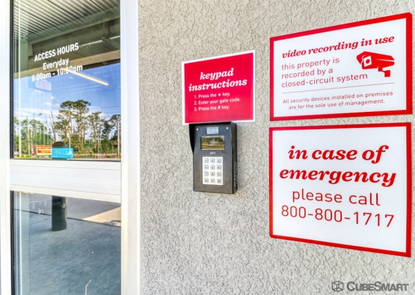 Facility photo: //images.sparefoot.com/medium/239796686629e434dec.jpg
