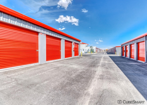 Storage Units at CubeSmart Self Storage TX Socorro N Loop Dr - 10460 North Loop Drive