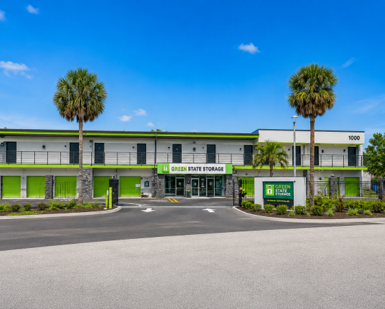 Facility photo: //images.sparefoot.com/medium/2398346a22e9d2cbd86.png