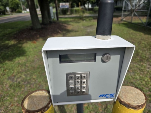 Facility photo: //images.sparefoot.com/medium/2399226908e14b6194e.jpg