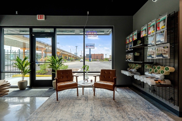 Facility photo: //images.sparefoot.com/medium/2400406915116dbc4d8.jpg