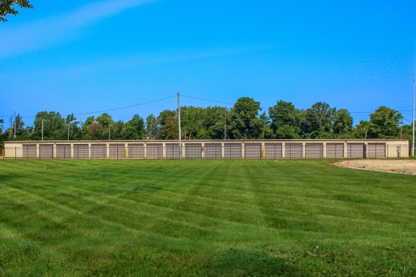 Facility photo: //images.sparefoot.com/medium/24006167d9f13ee8b82.jpg
