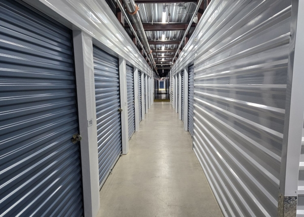 Facility photo: //images.sparefoot.com/medium/240078699431d299449.jpg