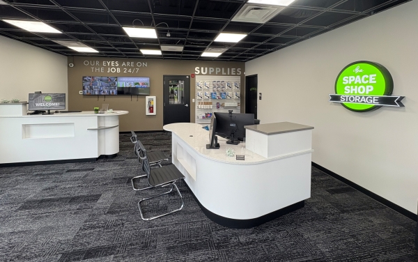 Facility photo: //images.sparefoot.com/medium/240116689de5447ea65.jpg