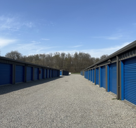 Facility photo: //images.sparefoot.com/medium/240119683869cbc976f.jpg