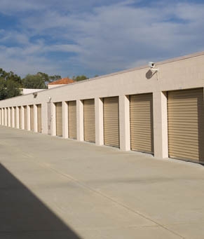 Facility photo: //images.sparefoot.com/medium/24013667e1bb38390a1.jpg