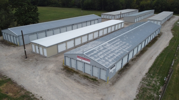 Facility photo: //images.sparefoot.com/medium/24015868c066ed4d264.jpg