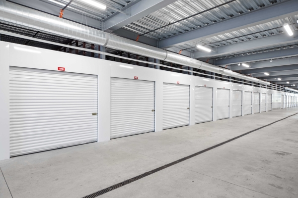 Facility photo: //images.sparefoot.com/medium/240196690e2b3ac0509.jpg