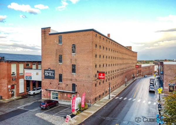 Facility photo: //images.sparefoot.com/medium/240256697731437e488.jpg