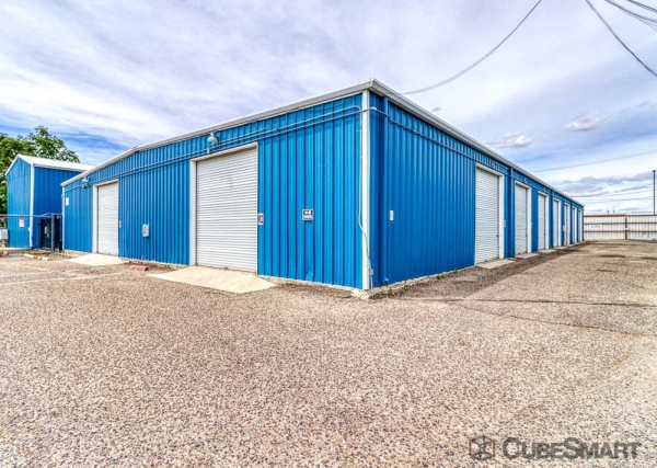 Facility photo: //images.sparefoot.com/medium/24025769f5b3c78cc6d.jpg