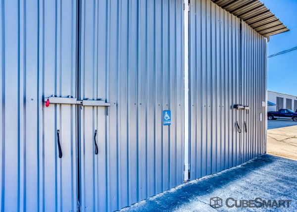 Storage Units at CubeSmart Self Storage - 4717 Strack Road - TX - 4717 Strack Road