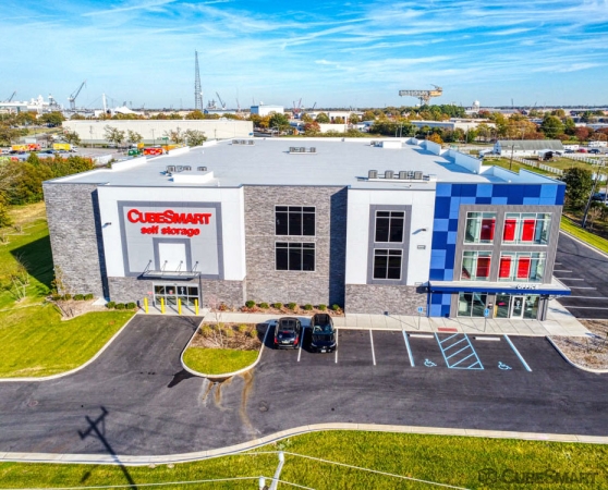 Facility photo: //images.sparefoot.com/medium/24026369146a084299f.jpg