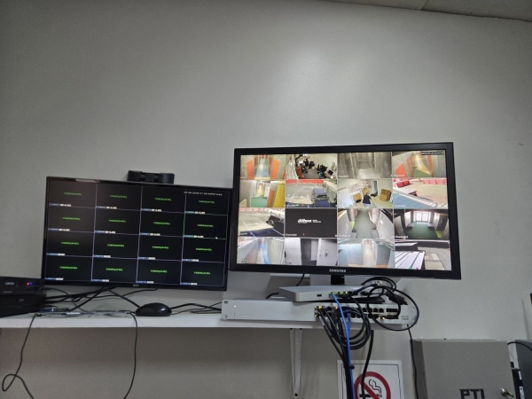 Facility photo: //images.sparefoot.com/medium/2403286994314f733fa.jpg