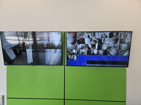 Facility photo: //images.sparefoot.com/medium/2403306994322707168.jpg