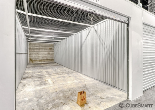 Storage Units at CubeSmart Self Storage AZ Phoenix N Metro Pkwy W - 9809 North Metro Parkway West