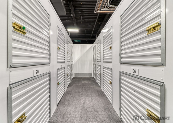 Storage Units at CubeSmart Self Storage AZ Phoenix N Metro Pkwy W - 9809 North Metro Parkway West