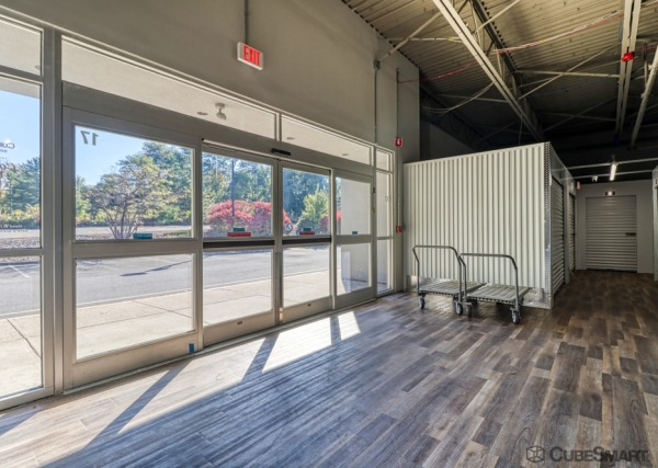 Facility photo: //images.sparefoot.com/medium/24041068de1ce246438.jpg