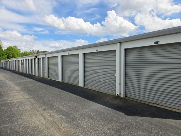 Storage Units at Extra Space Storage - 6816 - Huntersville - Beatties Ford Rd - 9220 Beatties Ford Road