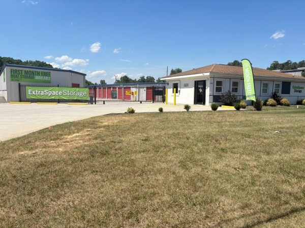 Storage Units at Extra Space Storage - 6818 - Mooresville - 1246 River Hwy - 1246 River Highway
