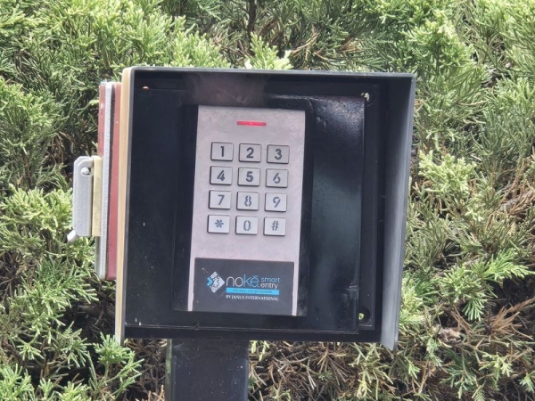 Storage Units at Extra Space Storage - 6852 - Cumming - Hyde Rd - 4355 Hyde Road