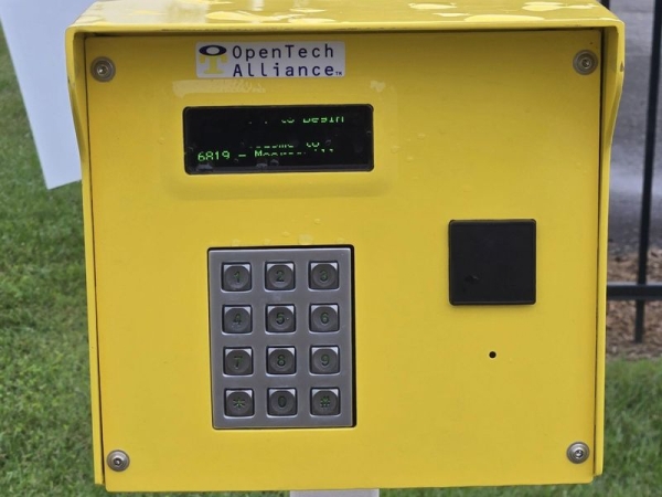 Facility photo: //images.sparefoot.com/medium/2404326903b26c46441.jpg