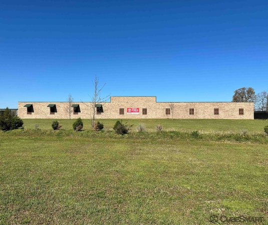 Storage Units at CubeSmart Self Storage AR Springdale N Maestri Rd - 569 North Maestri Road