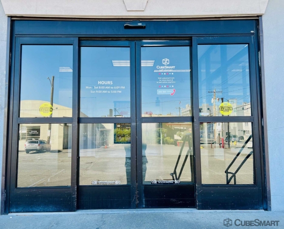 Facility photo: //images.sparefoot.com/medium/2404686880ae6529787.jpg