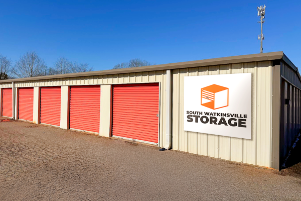 Facility photo: //images.sparefoot.com/medium/2404726892277440eea.png
